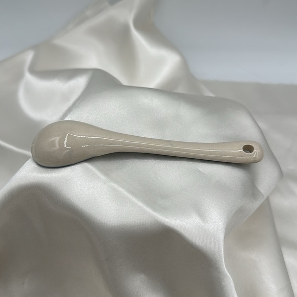 Polish Pottery Jam Jar with Spoon. - Picture 6 of 10